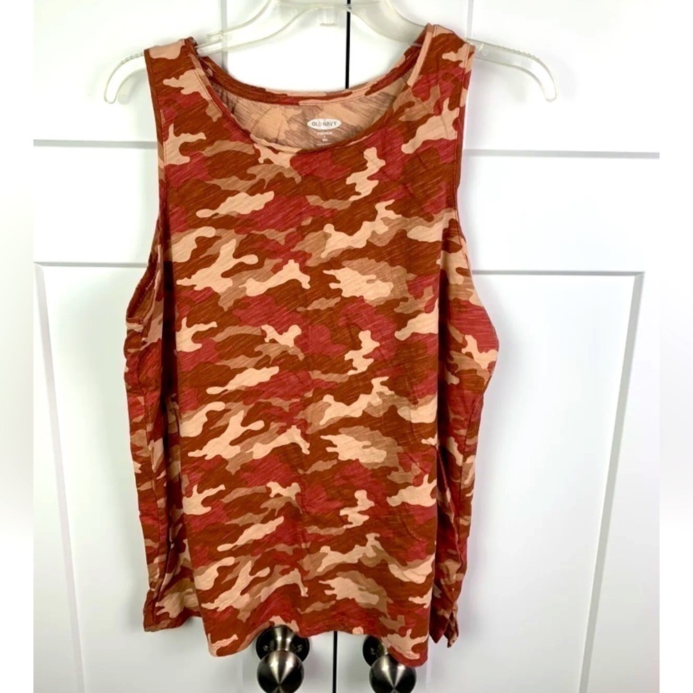 Old Navy LARGE tall Camo Print Tank Top Red Orange Sleeveless Top